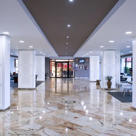 Alexandre La Siesta Hotell 4*