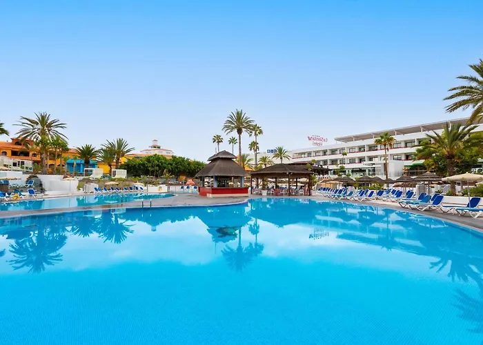 Alexandre La Siesta מלון 4*