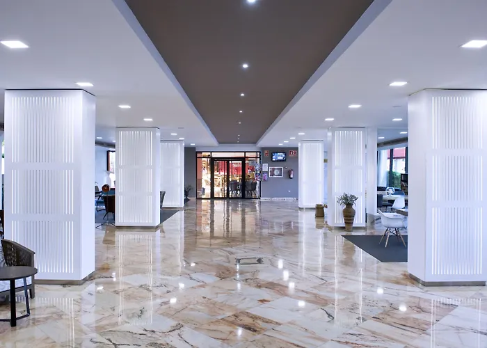 Alexandre La Siesta מלון 4*