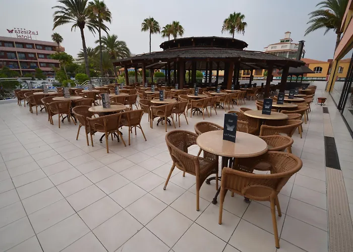 Alexandre La Siesta מלון